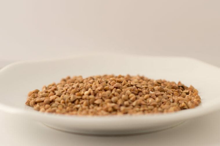 a esencia da dieta de trigo sarraceno para a perda de peso